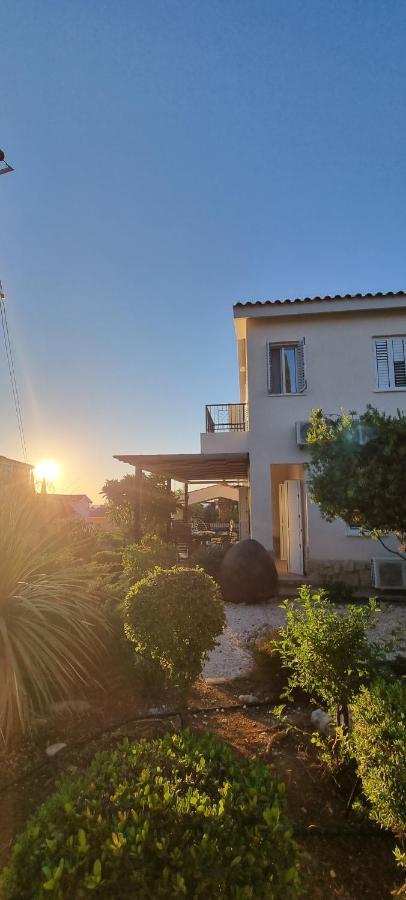 Fab Sea And Mountain View Villa, Walking Distance From The Sandy Beach Yialia Екстериор снимка